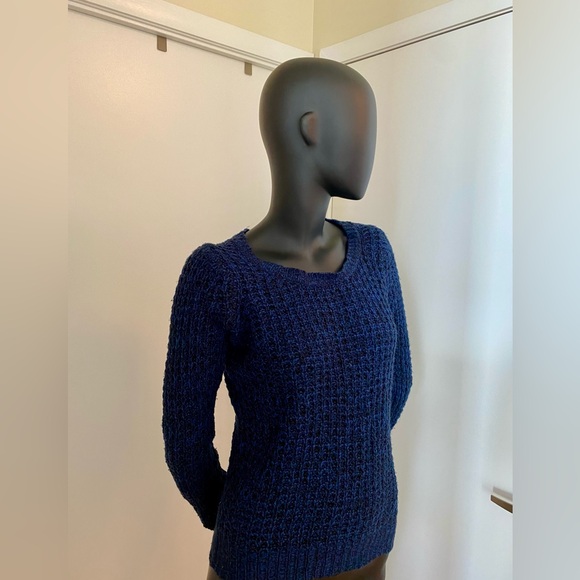 Blue & Black Open-knit Sweater - Picture 2 of 4